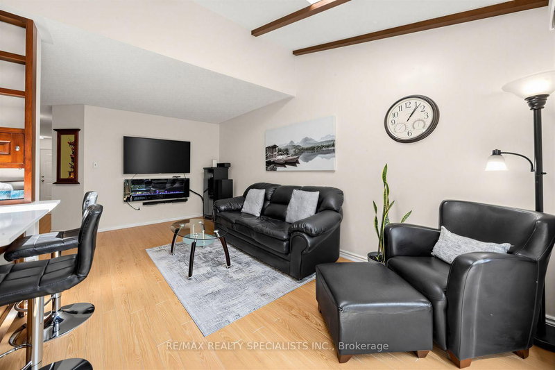 1152 Shore Mississauga,ON L5E 3H8 — Photo 6