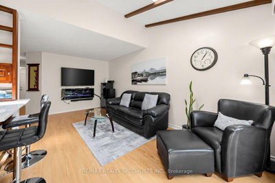 1152 WEST SHORE Drive • Mississauga, ON photo 6