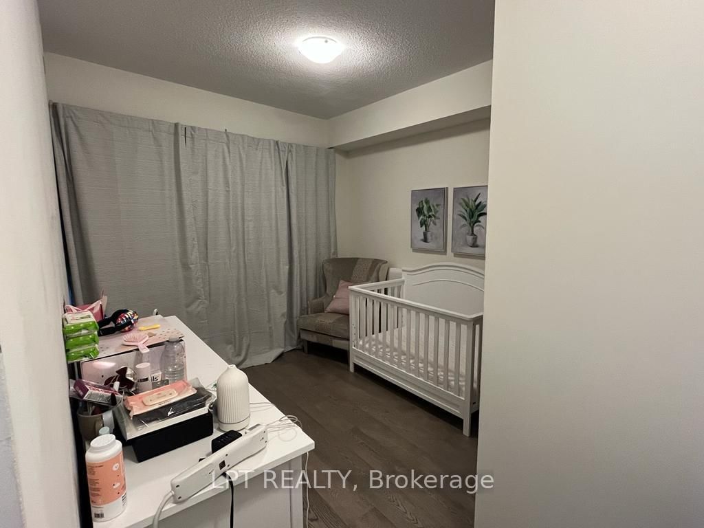 390 Annie Craig Drive • #1015 • Toronto, ON photo 15