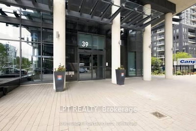 390 Annie Craig Drive • #1015 • Toronto, ON photo 7