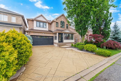 3786 Swiftdale Drive • Mississauga, ON photo 2