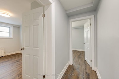 283 Evelyn Toronto,ON M6P 2Z8 — Photo 11