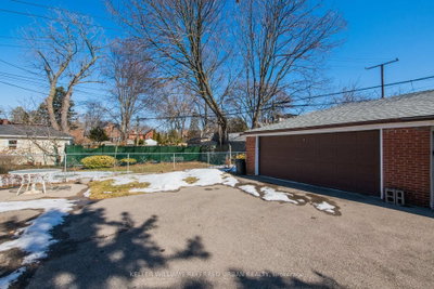 283 Evelyn Toronto,ON M6P 2Z8 — Photo 30
