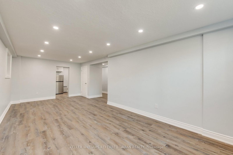 283 Evelyn Ave photo 4