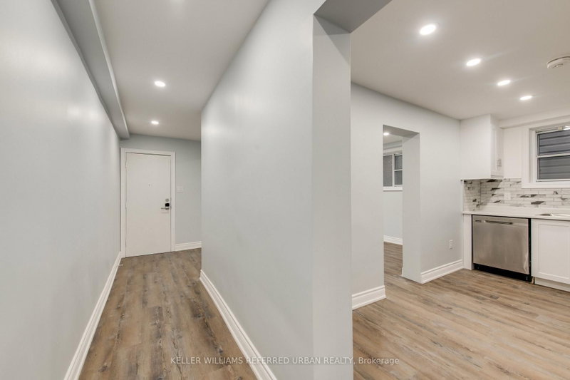 283 Evelyn Ave photo 5