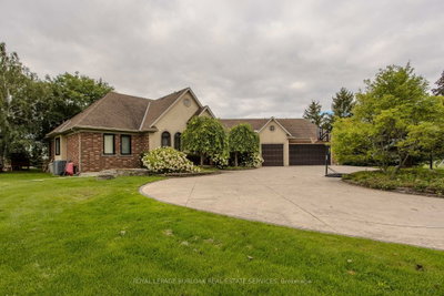 5200 2 Side Road • Burlington, ON photo 4