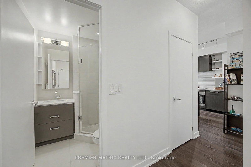 930 - 1830 Bloor Street W