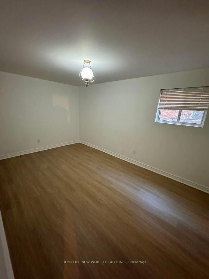 6 Privet Road • Toronto, ON photo 24