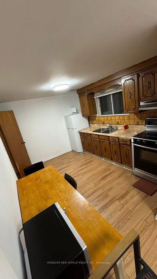 6 Privet Road • Toronto, ON photo 26
