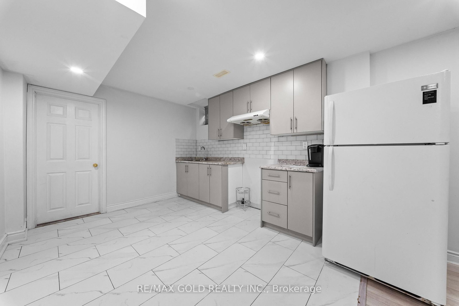 45 Eagleridge Drive • Brampton, ON photo 36