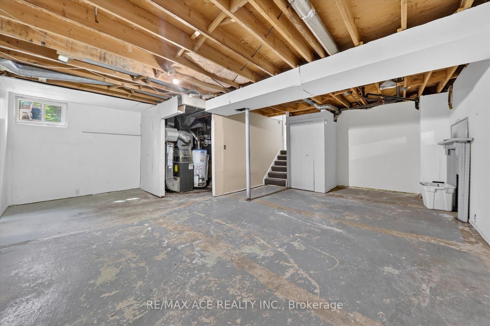 2330 Glastonbury Road S • Burlington, ON photo 37