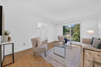 2330 Glastonbury Road S • Burlington, ON photo 9