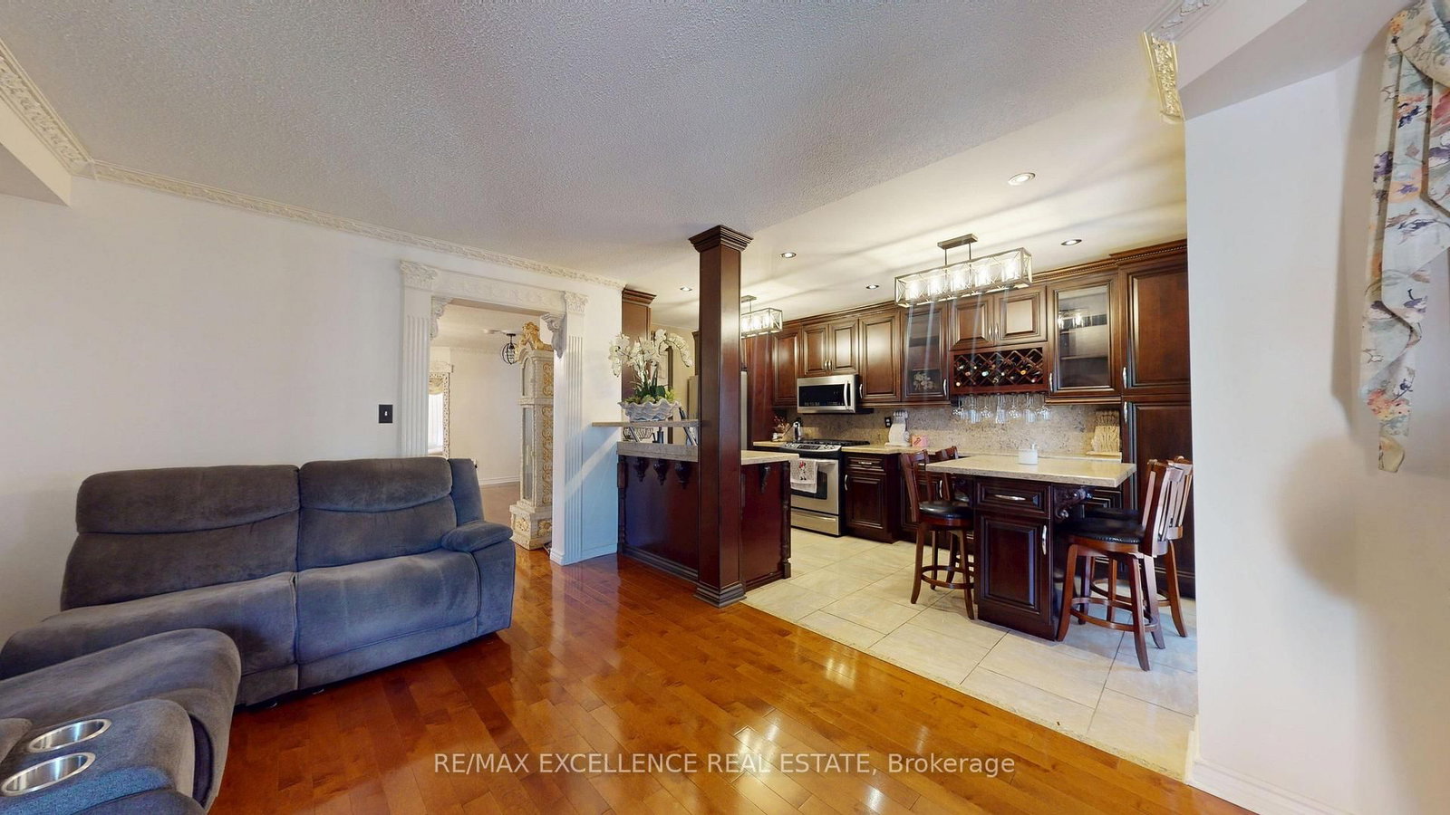 12 Prado Court • Toronto, ON photo 18