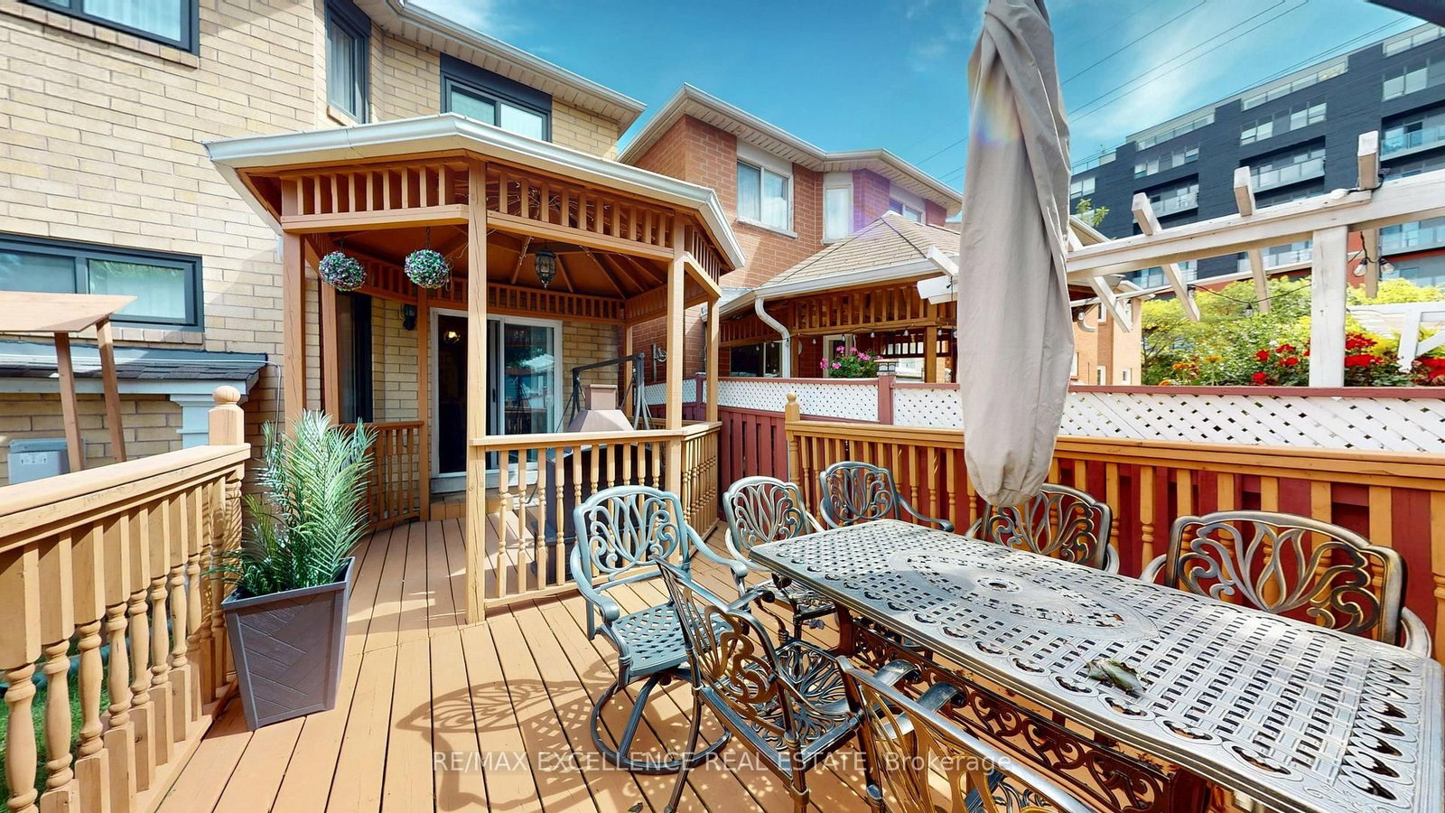 12 Prado Court • Toronto, ON photo 37