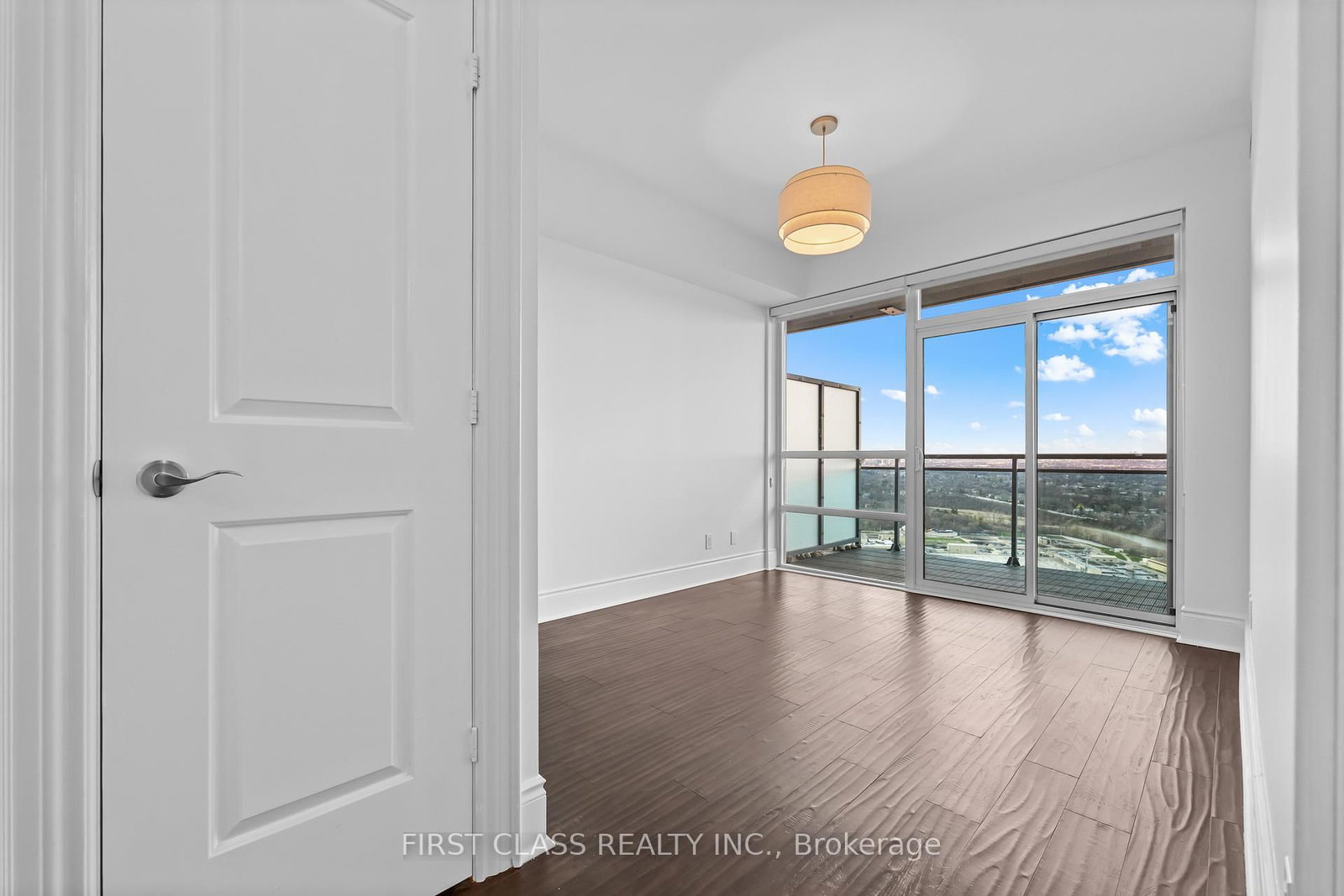 16 Brookers Lane • #PH3 • Toronto, ON photo 11