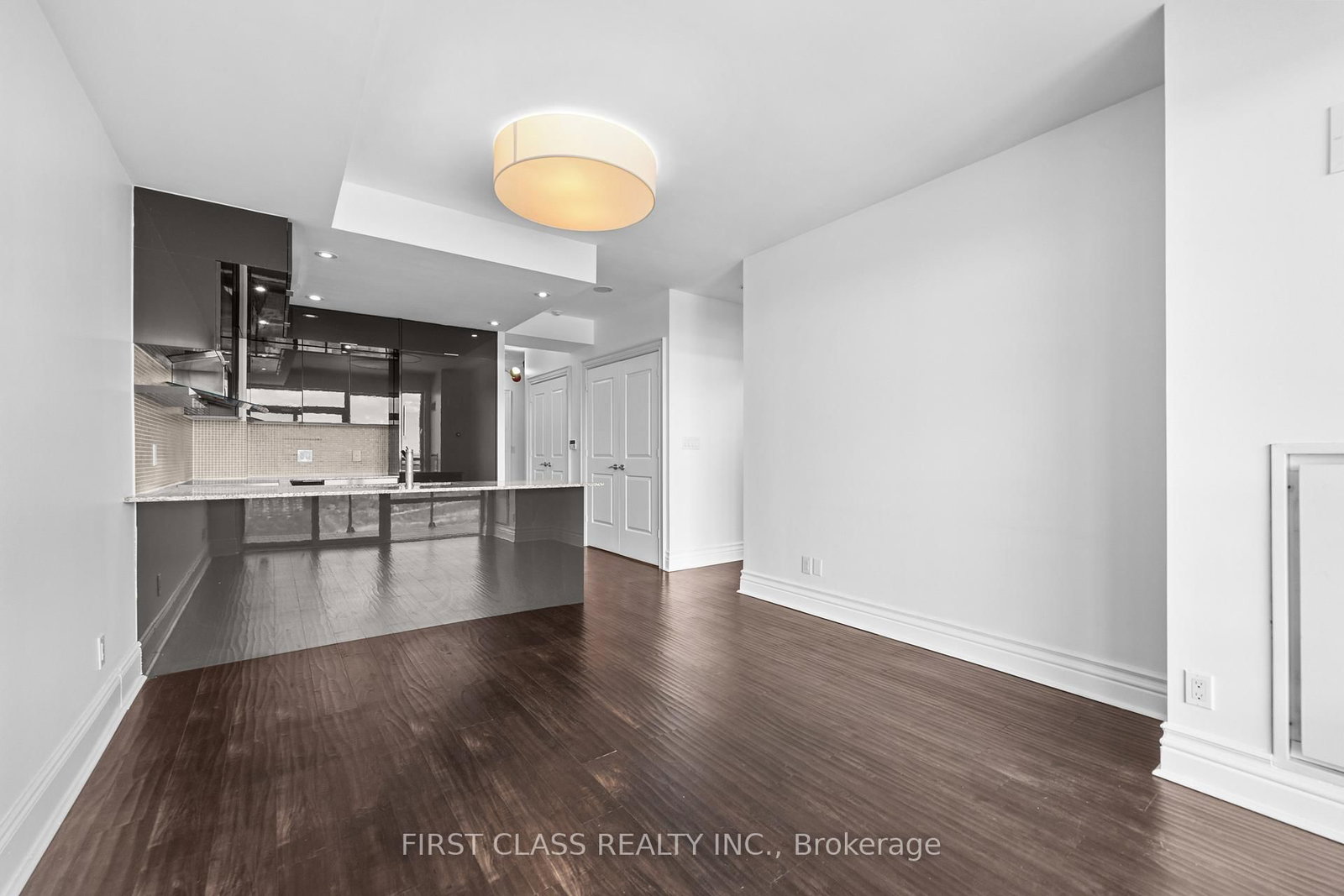 16 Brookers Lane • #PH3 • Toronto, ON photo 9