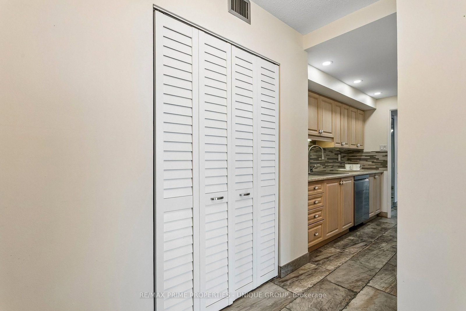 1300 Bloor Street • #2108 • Mississauga, ON photo 11