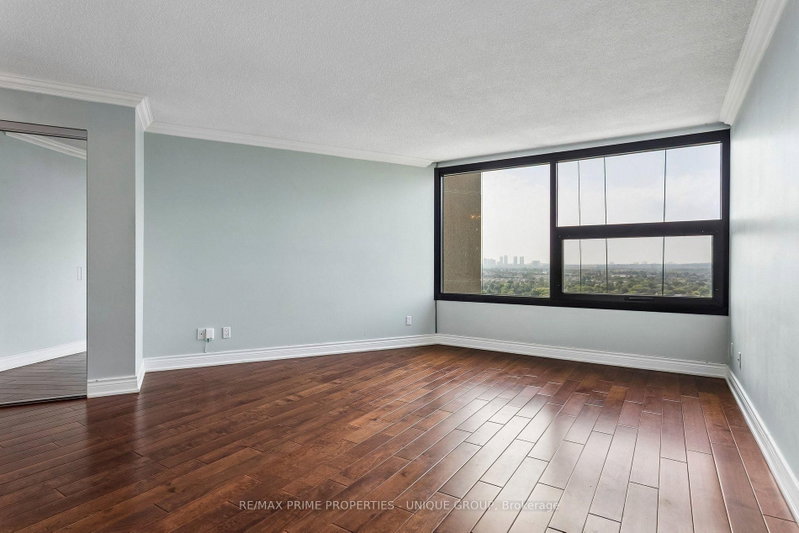 1300 Bloor Mississauga,ON L4Y 3Z2 — Photo 14