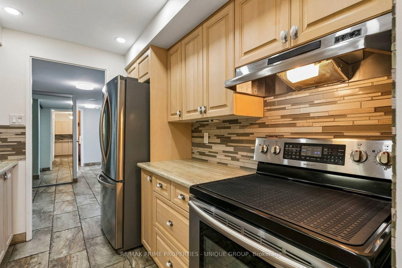 1300 Bloor Mississauga,ON L4Y 3Z2 — Photo 9