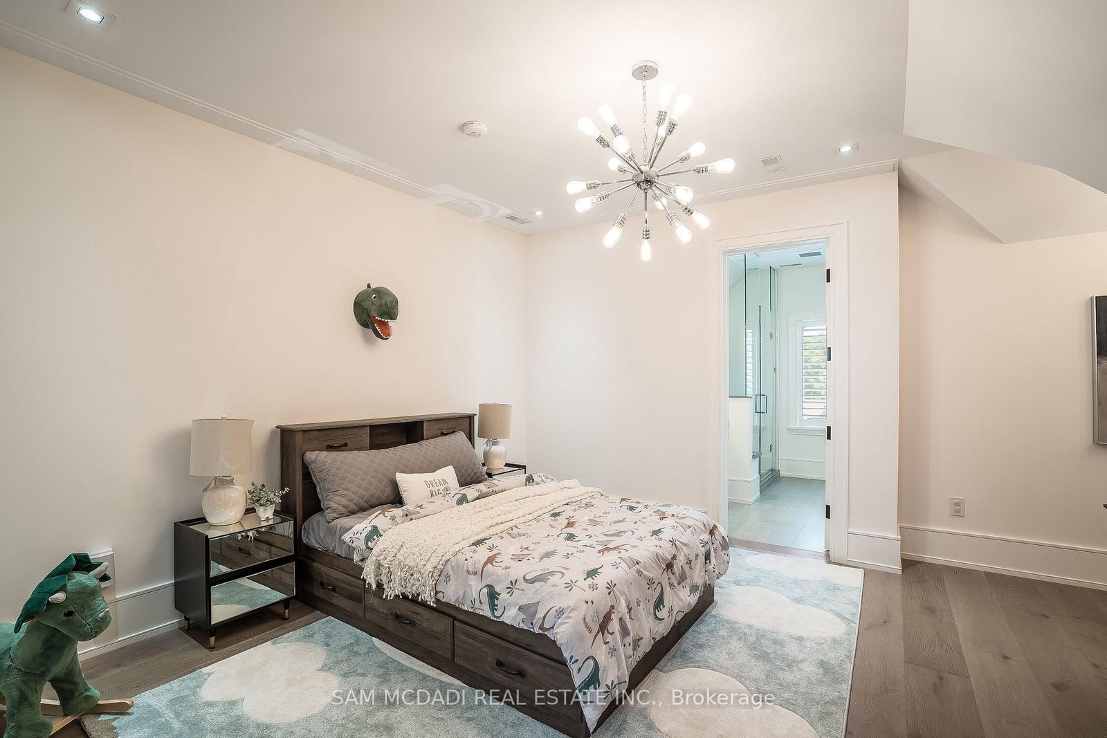 231 Wedgewood Drive • Oakville, ON photo 38