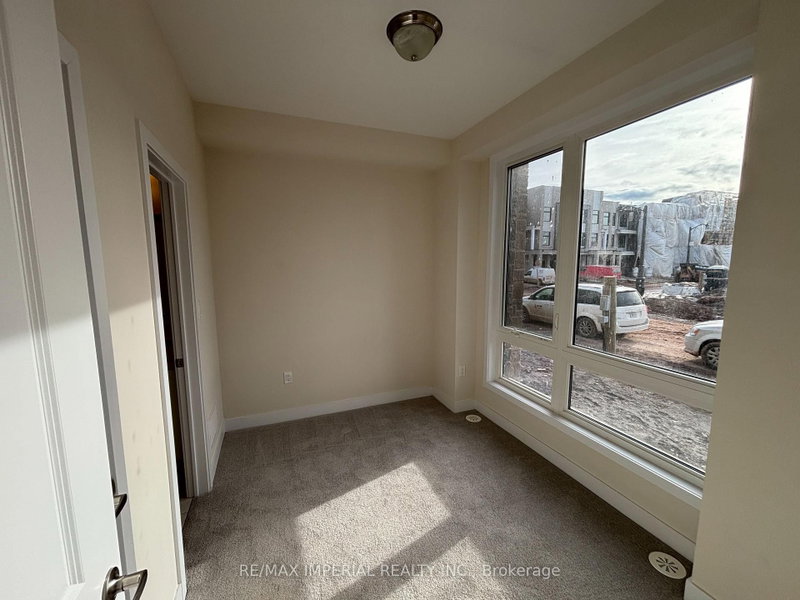 3085 Welsman Gardens