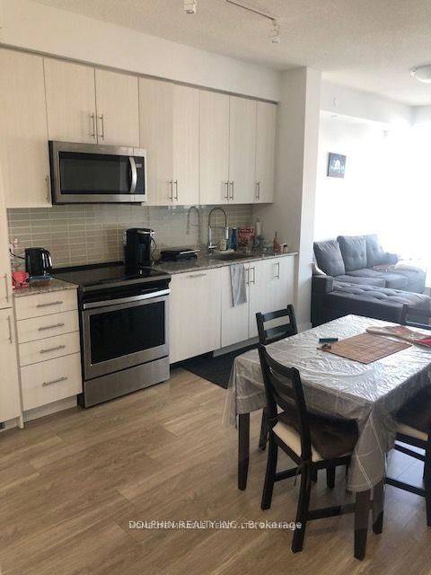 2014-4055 Parkside Village Dr, Mississauga, view 5