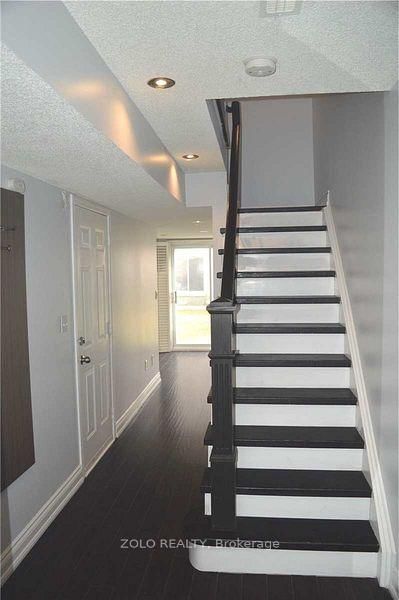 29-80 Acorn Pl, Mississauga, view 2
