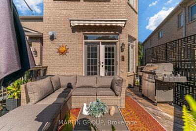 2328 Woodfield Oakville,ON L6H 6Y6 — Photo 12