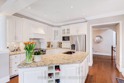 2328 Woodfield Oakville,ON L6H 6Y6 — Photo 16