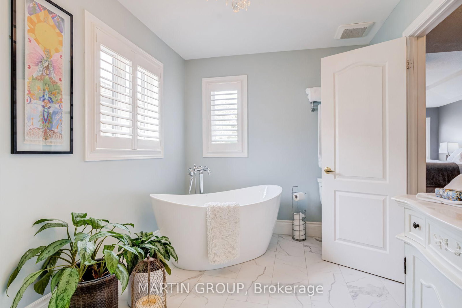 2328 Woodfield Road • Oakville, ON photo 24