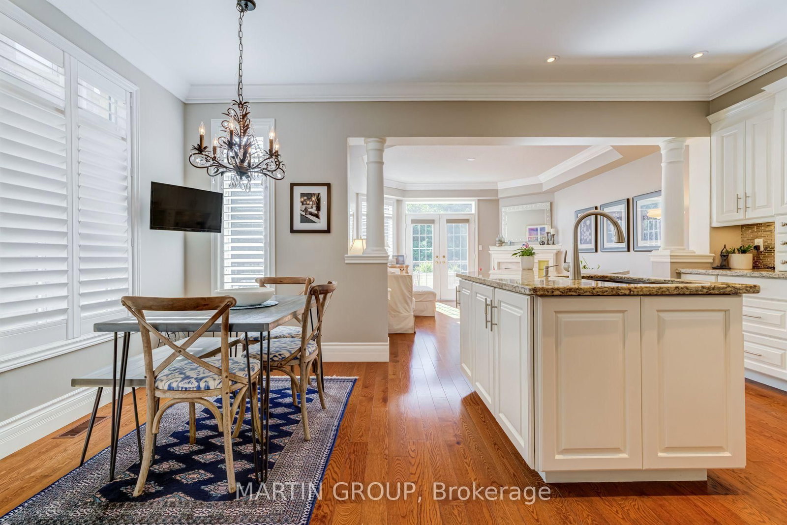 2328 Woodfield Road • Oakville, ON photo 9