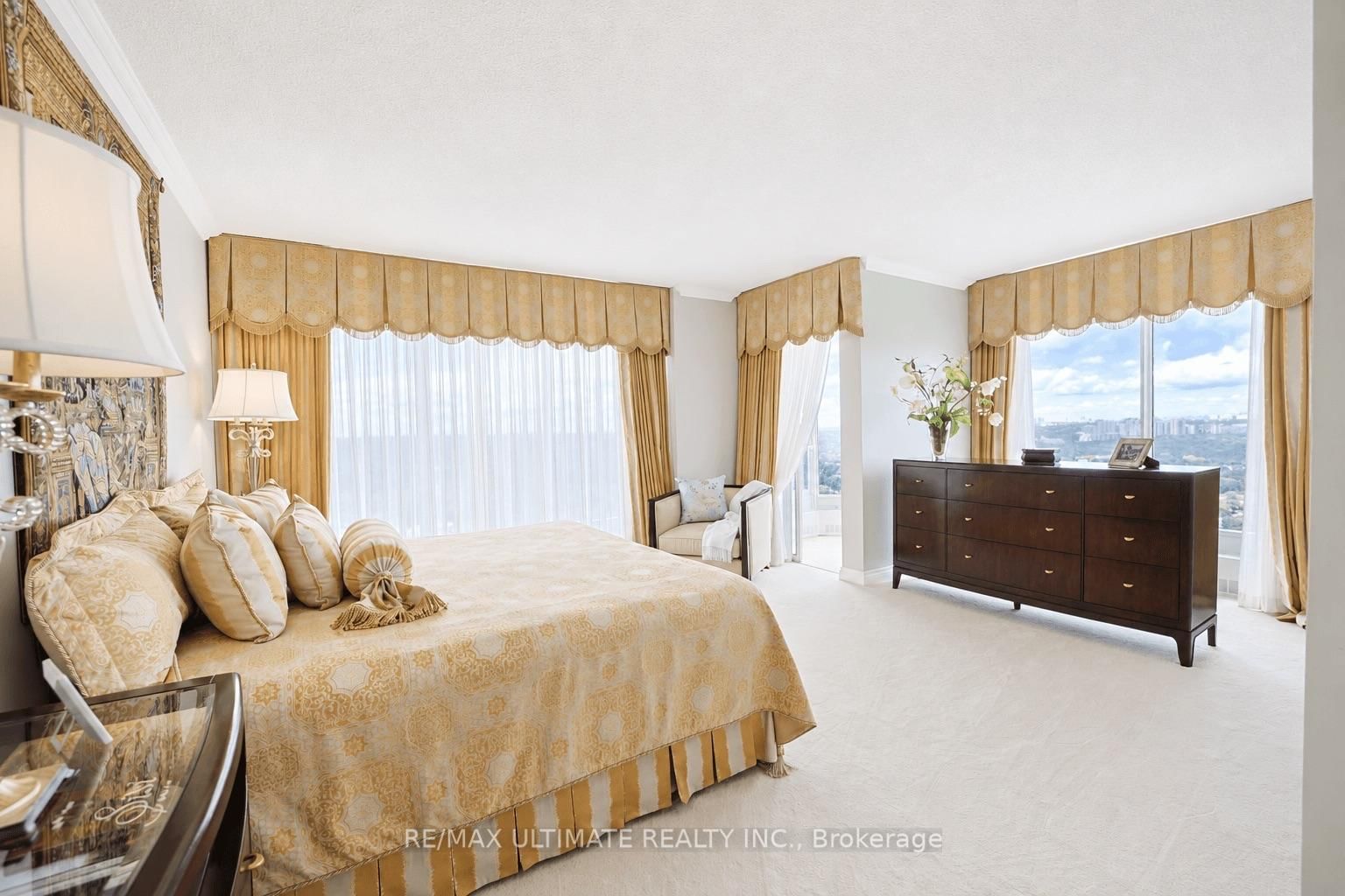 2045 Lake Shore Boulevard W • #3705 • Toronto, ON photo 16
