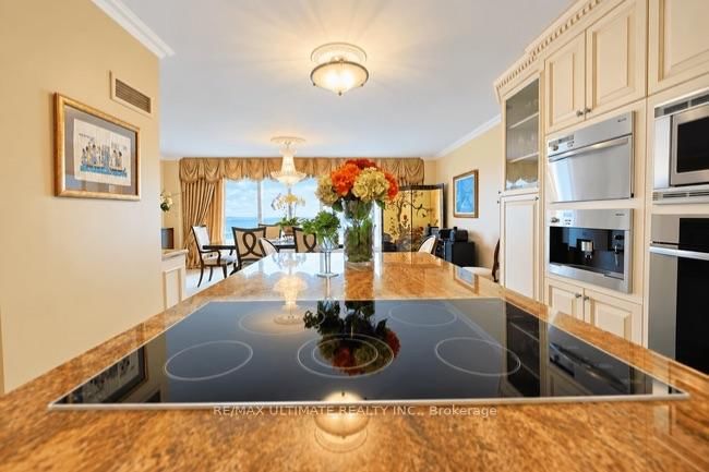 2045 Lake Shore Boulevard W • #3705 • Toronto, ON photo 8