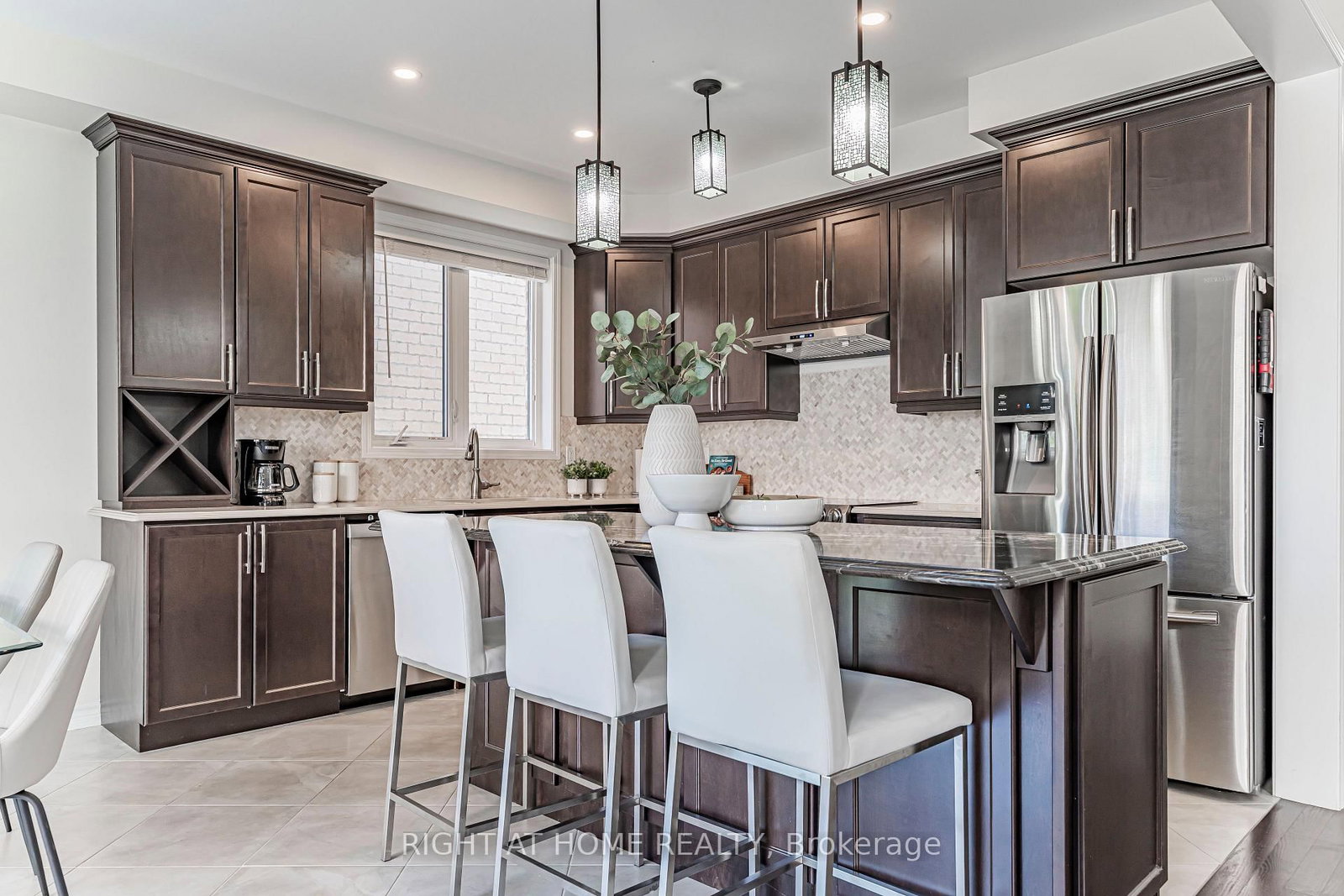 1249 Leger Way • Milton, ON photo 11