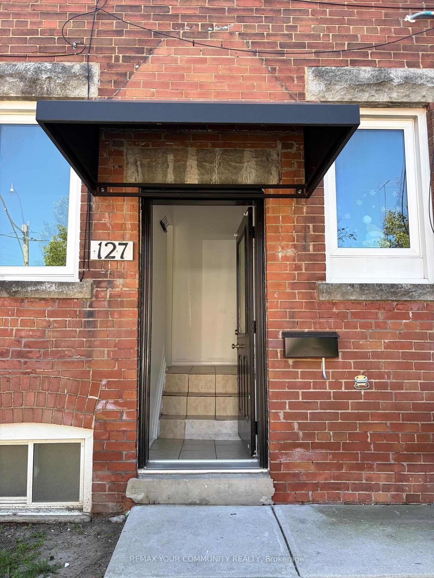 127 Morrison Ave, Toronto, view 2