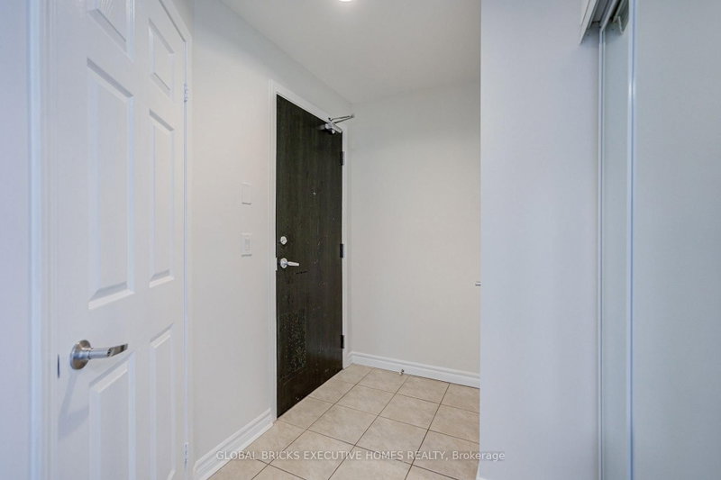2911 - 388 Prince of Wales Drive