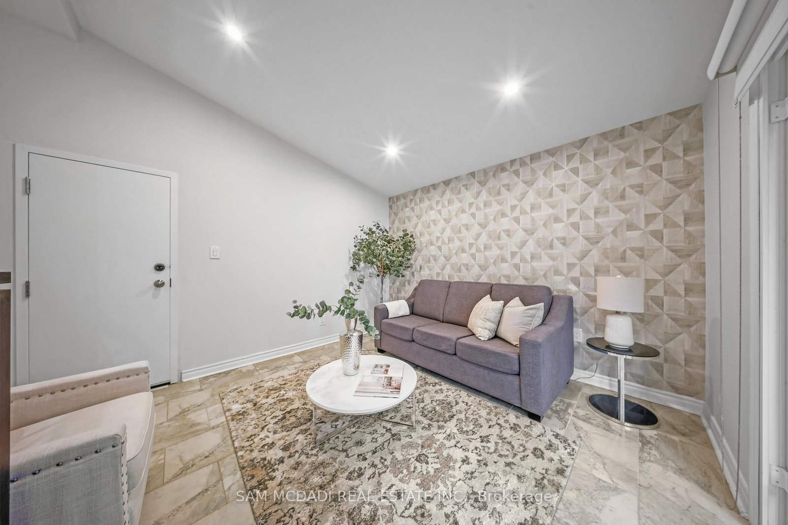 1207 Pinegrove Road • Oakville, ON photo 12