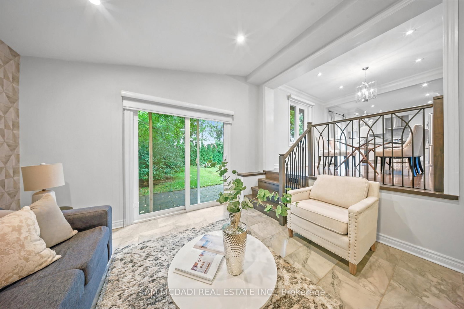 1207 Pinegrove Road • Oakville, ON photo 13