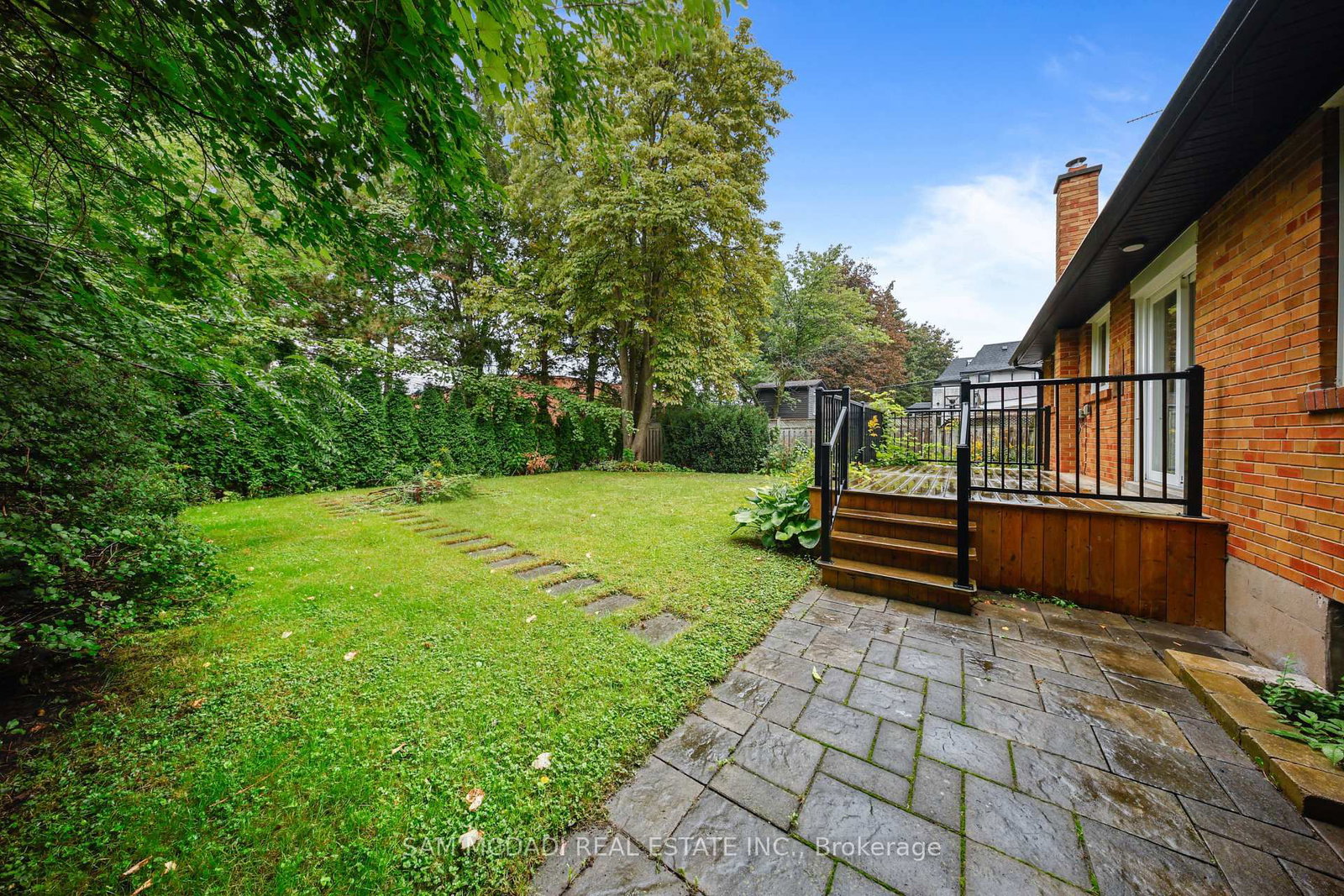 1207 Pinegrove Road • Oakville, ON photo 31