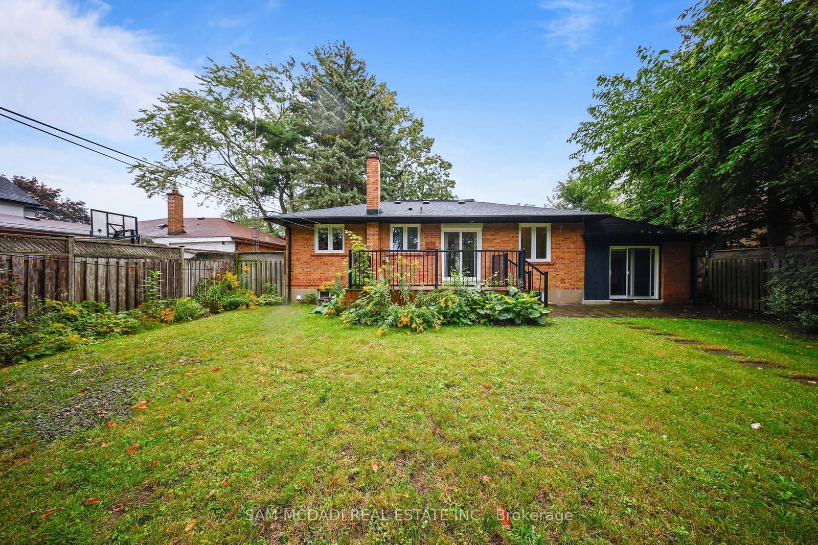 1207 Pinegrove Road • Oakville, ON photo 34