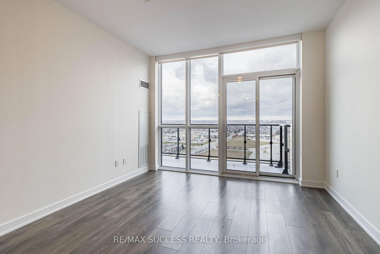 4655 Glen Erin Dr, Mississauga, view 15