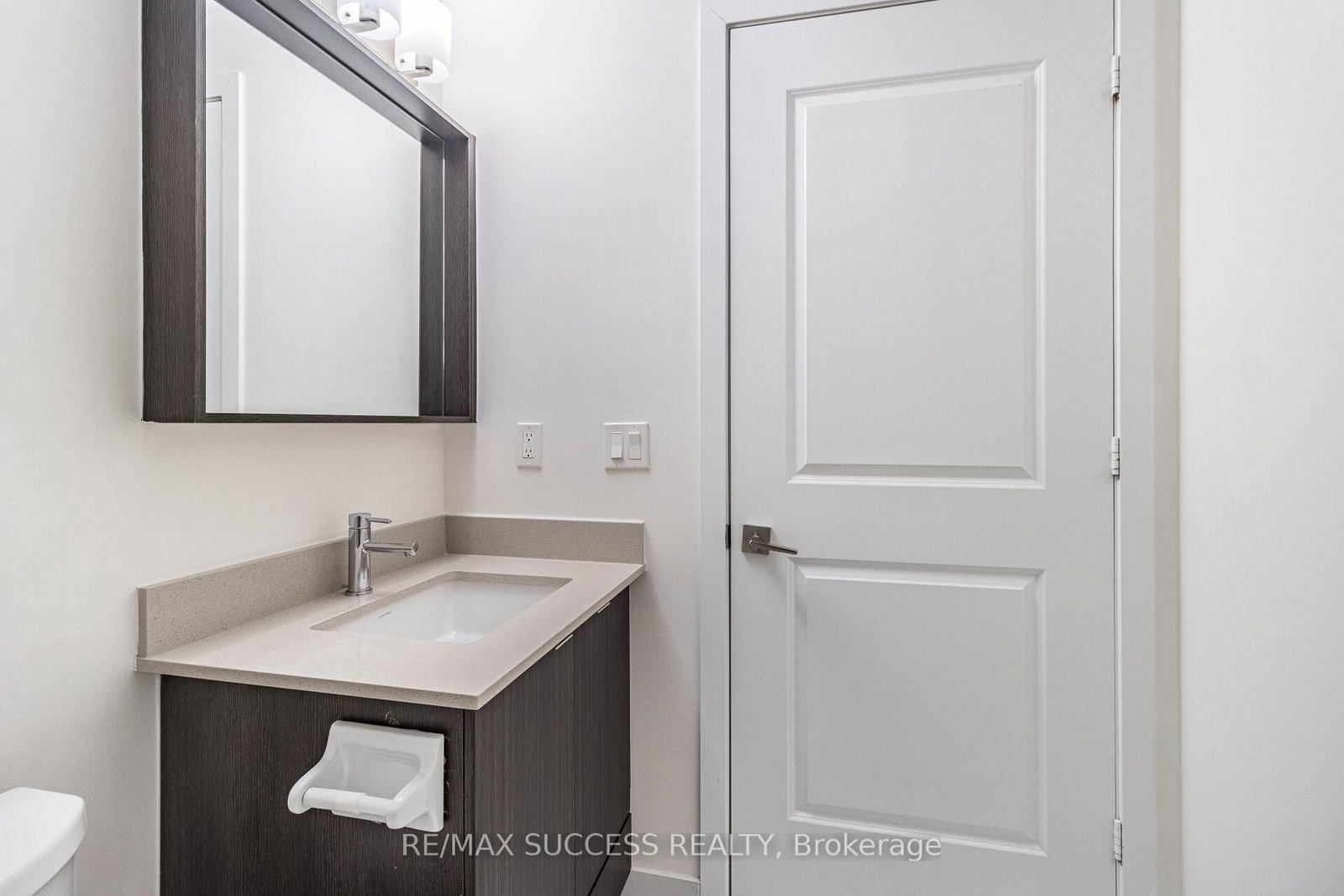 4655 Glen Erin Dr, Mississauga, view 25