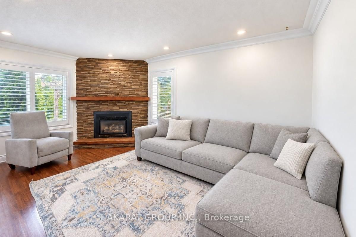 6907 Gracefield Drive • Mississauga, ON photo 10