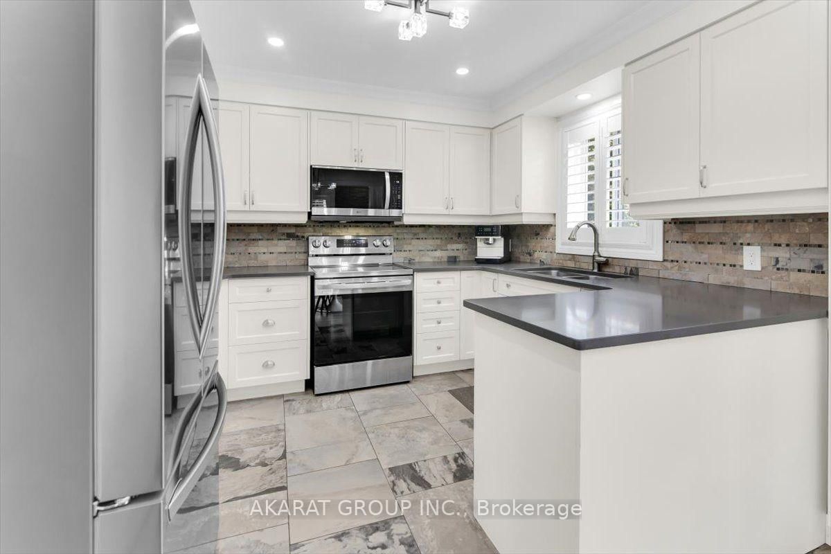 6907 Gracefield Drive • Mississauga, ON photo 14