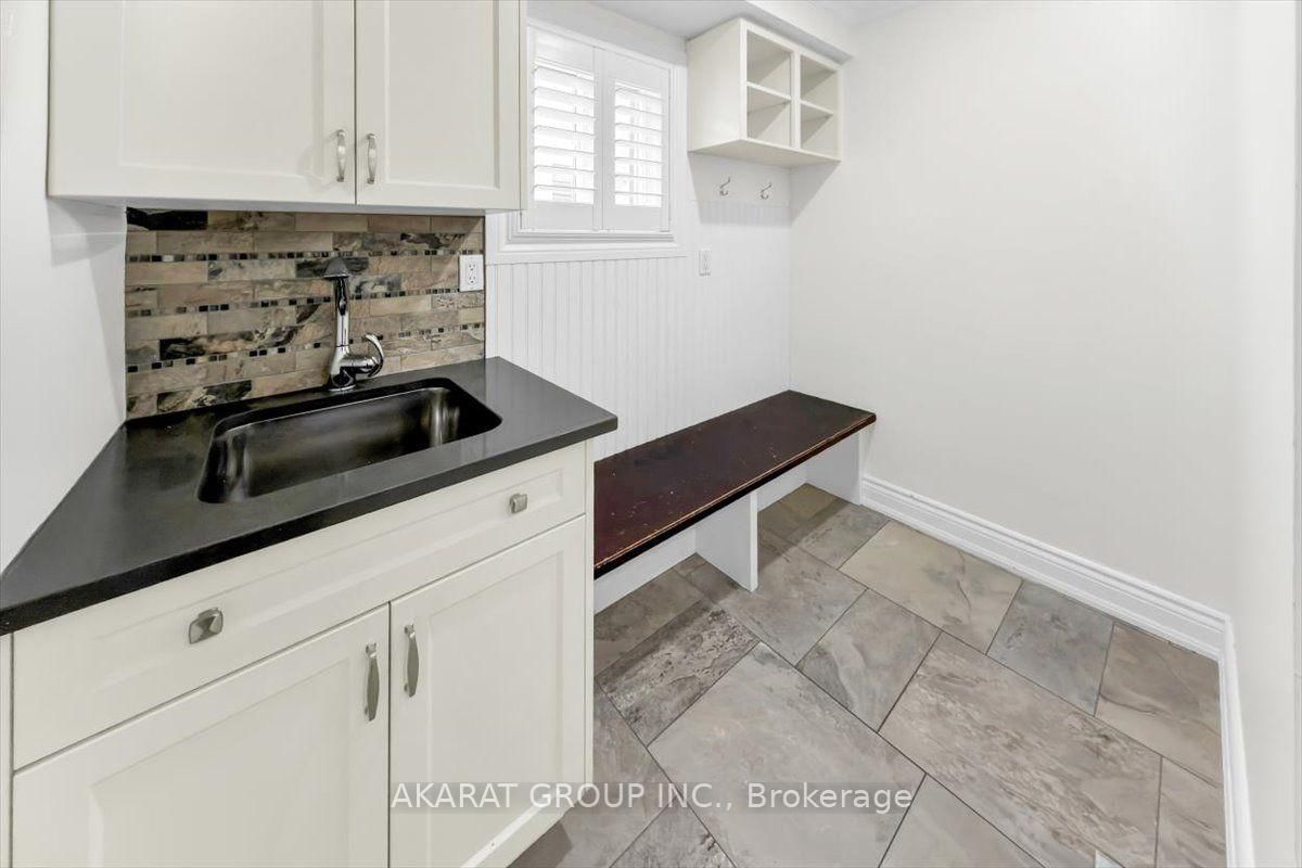 6907 Gracefield Drive • Mississauga, ON photo 15