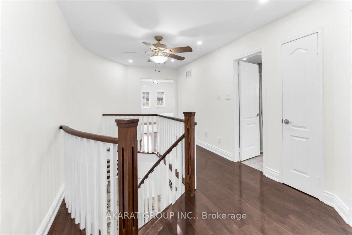 6907 Gracefield Drive • Mississauga, ON photo 17