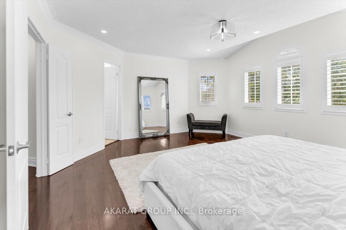 6907 Gracefield Drive • Mississauga, ON photo 19