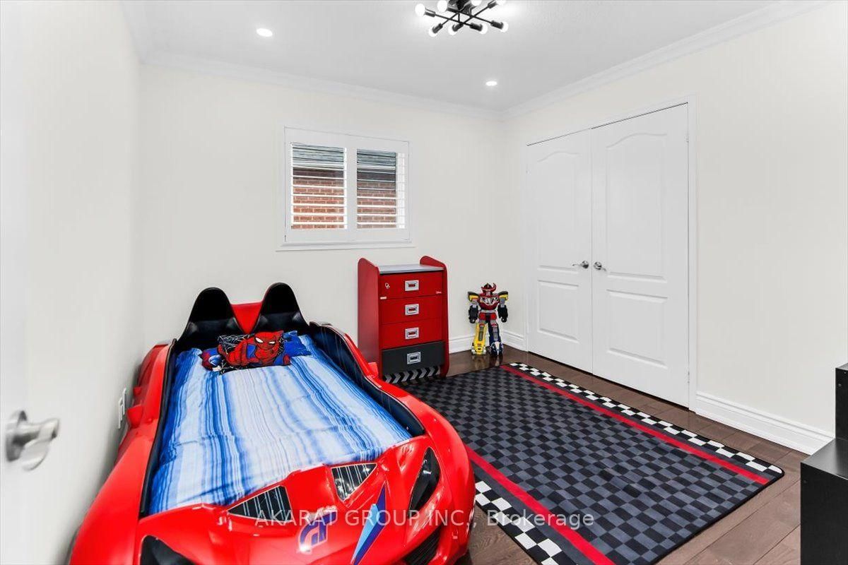6907 Gracefield Drive • Mississauga, ON photo 27