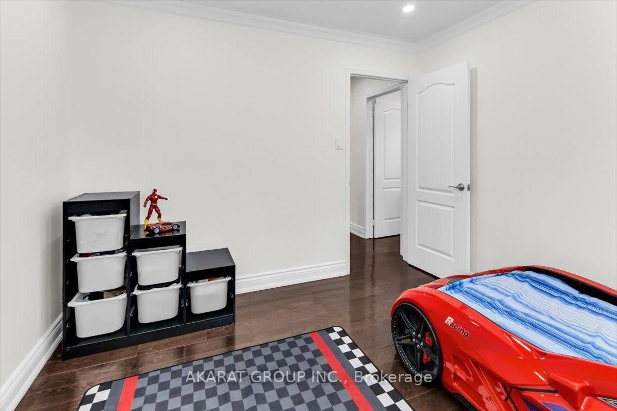 6907 Gracefield Drive • Mississauga, ON photo 28