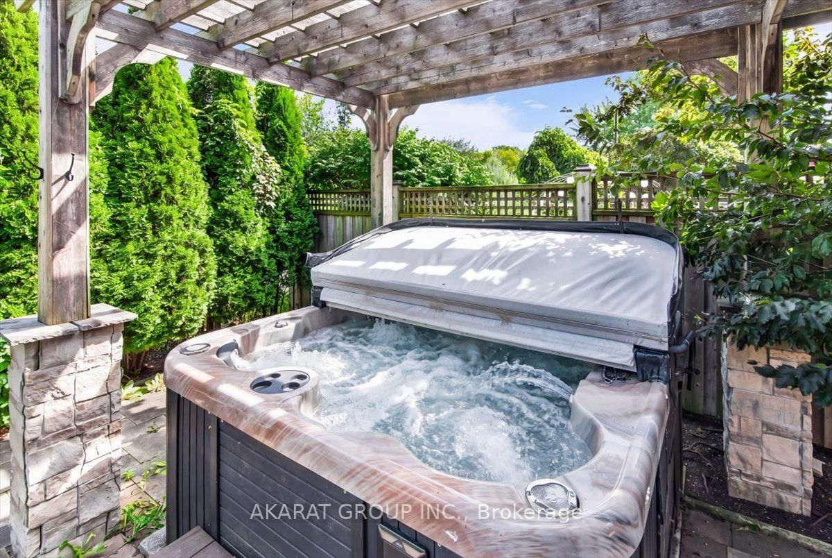 6907 Gracefield Drive • Mississauga, ON photo 41